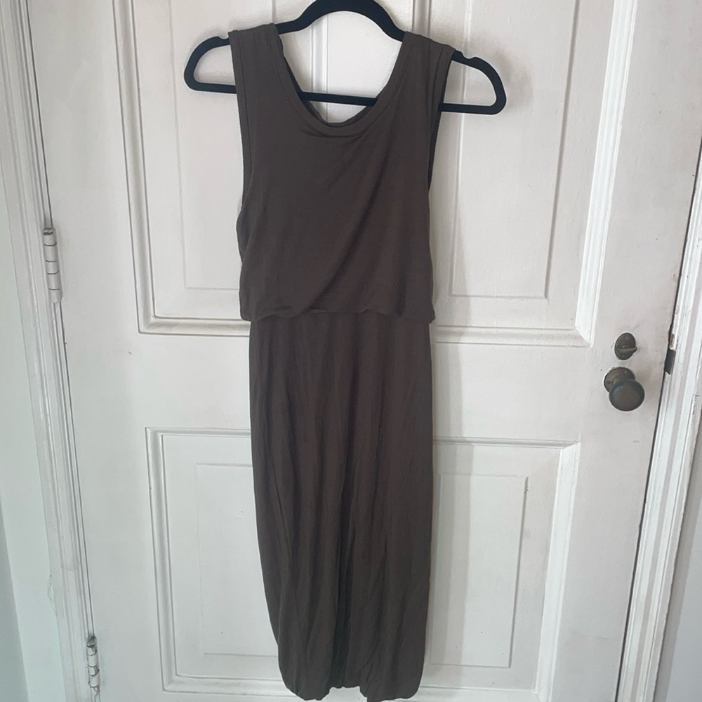 Sleeveless dress